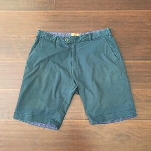 Vannucci Men's Green Bermuda Shorts Cotton blend Size Large 35" waist